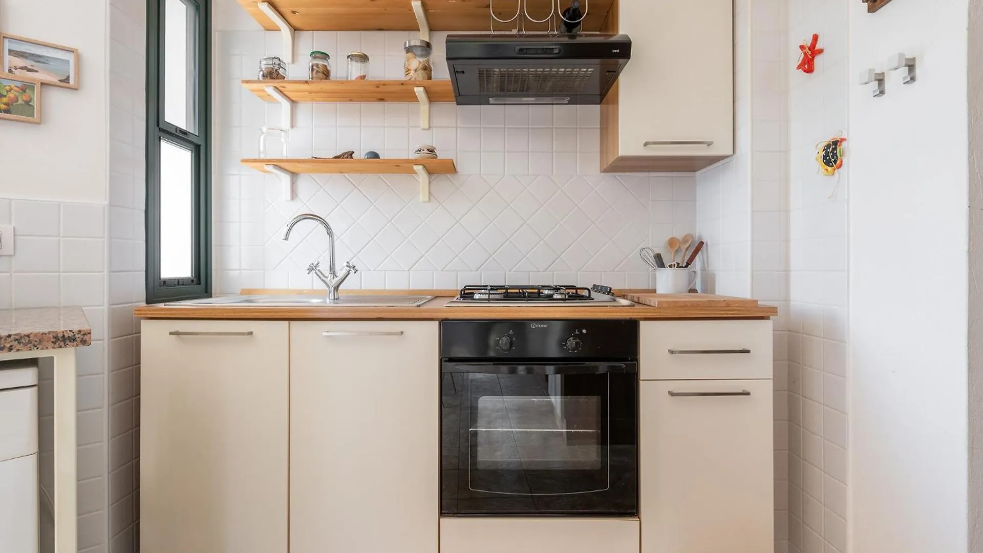 Villa Sirena Marongiu 0*,  Ιταλία